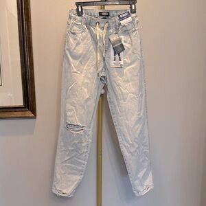 Rewash pull on boyfriend vintage reunion high rise jeans NWT 1/25